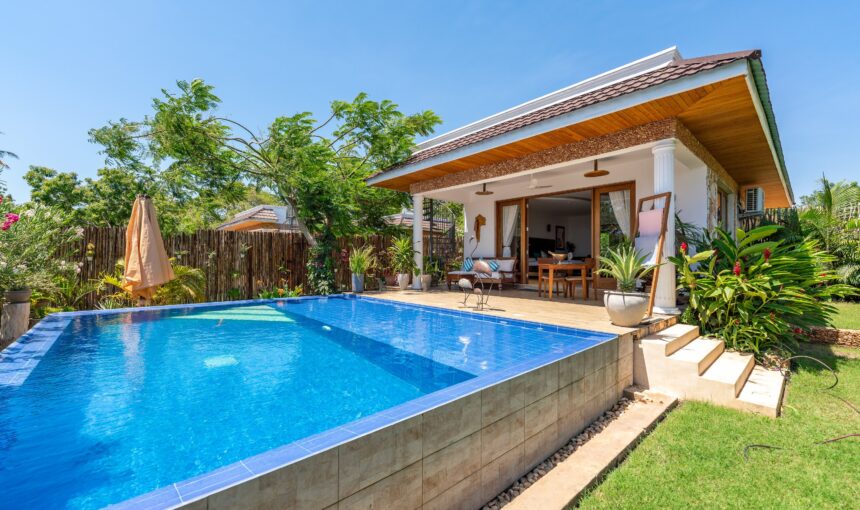 Best Luxury Villas, Beachfront Stays and Airbnb Rentals in Diani Beach